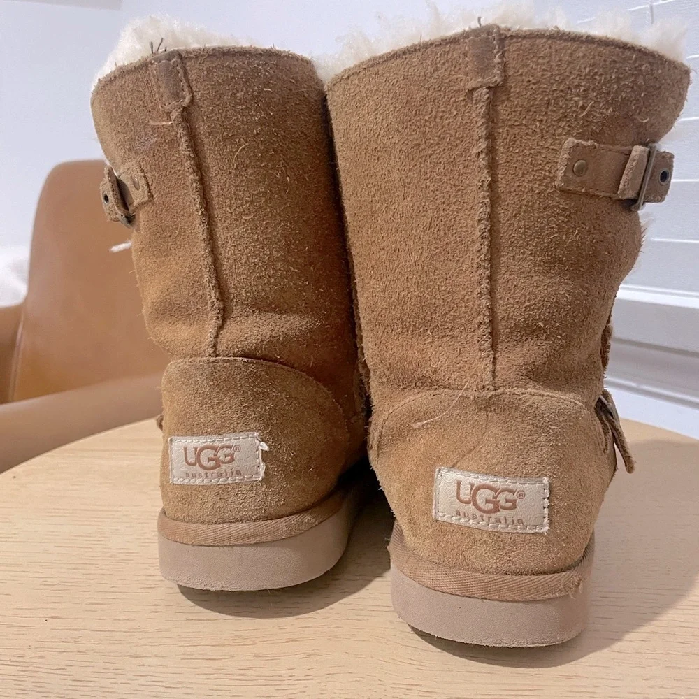 UGG Kids Girl’s Boots Size 3